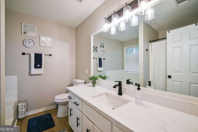 405 Jordan Lane, Locust Grove, GA 30248