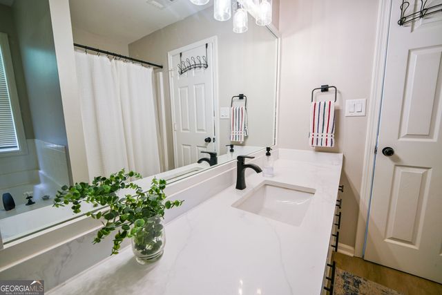 405 Jordan Lane, Locust Grove, GA 30248