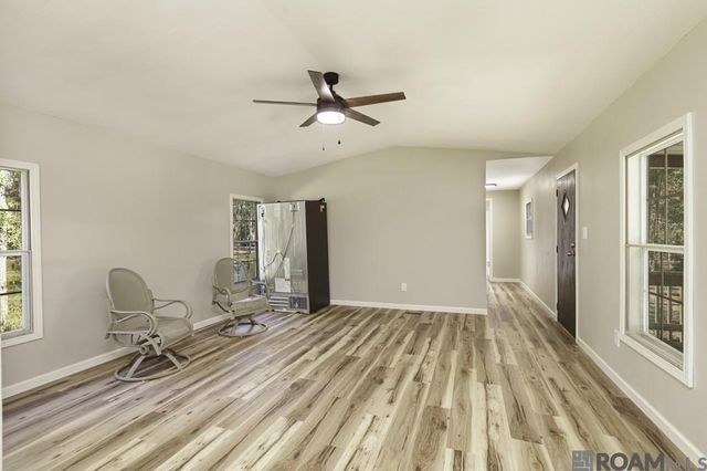 31688 Courtney Cir, Walker, LA 70785