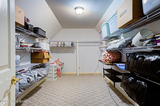 1103 Metalwood Dr, Bardstown, KY 40004