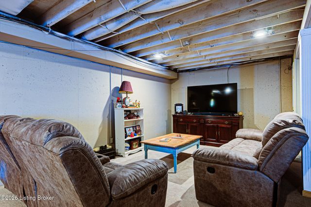 1103 Metalwood Dr, Bardstown, KY 40004