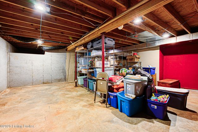 1103 Metalwood Dr, Bardstown, KY 40004