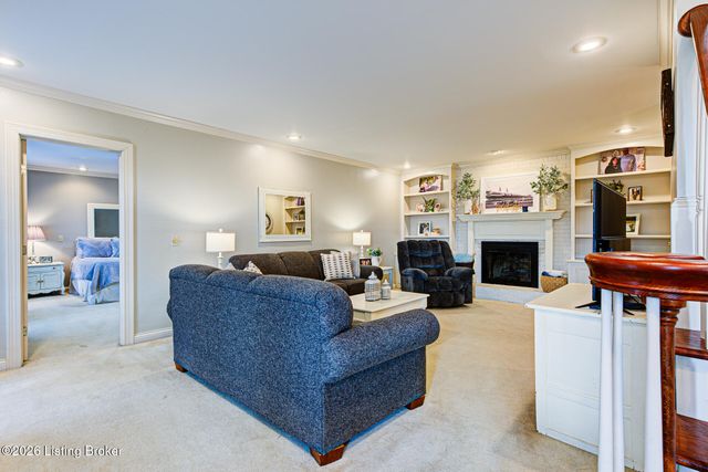 1103 Metalwood Dr, Bardstown, KY 40004