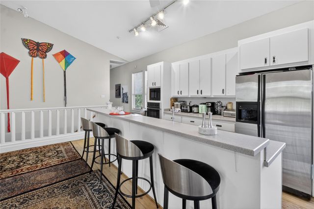 402 Harvard Street, Houston, TX 77007