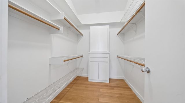 402 Harvard Street, Houston, TX 77007