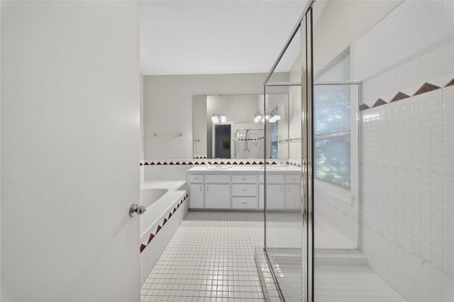 402 Harvard Street, Houston, TX 77007