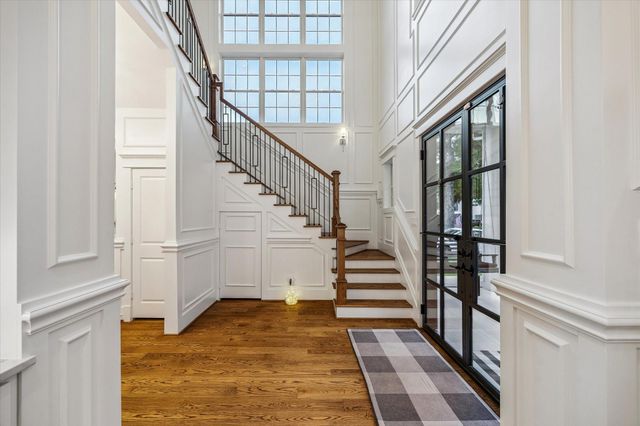 1582 Hewitt Drive, Houston, TX 77018