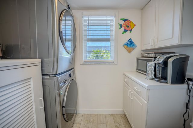 201 E Ocean Dr Apt 311, Key Colony, FL 33051