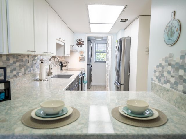 201 E Ocean Dr Apt 311, Key Colony, FL 33051