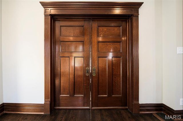 4567 Arco Avenue, St Louis, MO 63110