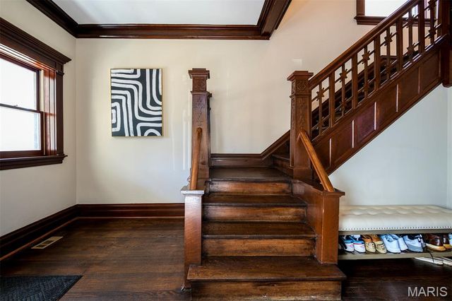 4567 Arco Avenue, St Louis, MO 63110