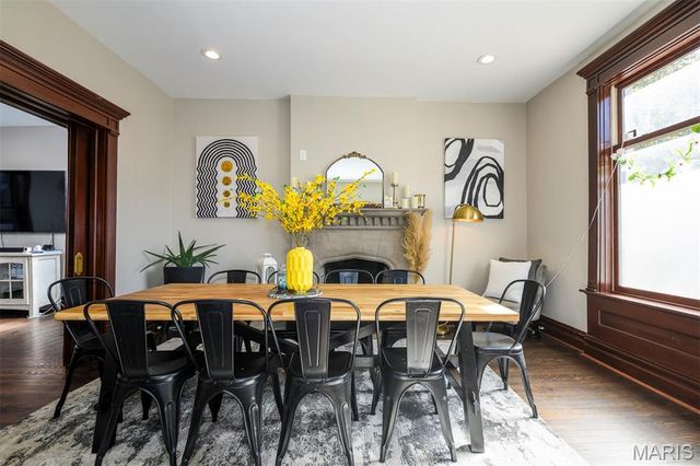 4567 Arco Avenue, St Louis, MO 63110