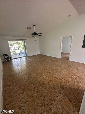 4025 10th AVE NE, Naples, FL 34120