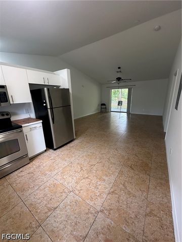 4025 10th AVE NE, Naples, FL 34120