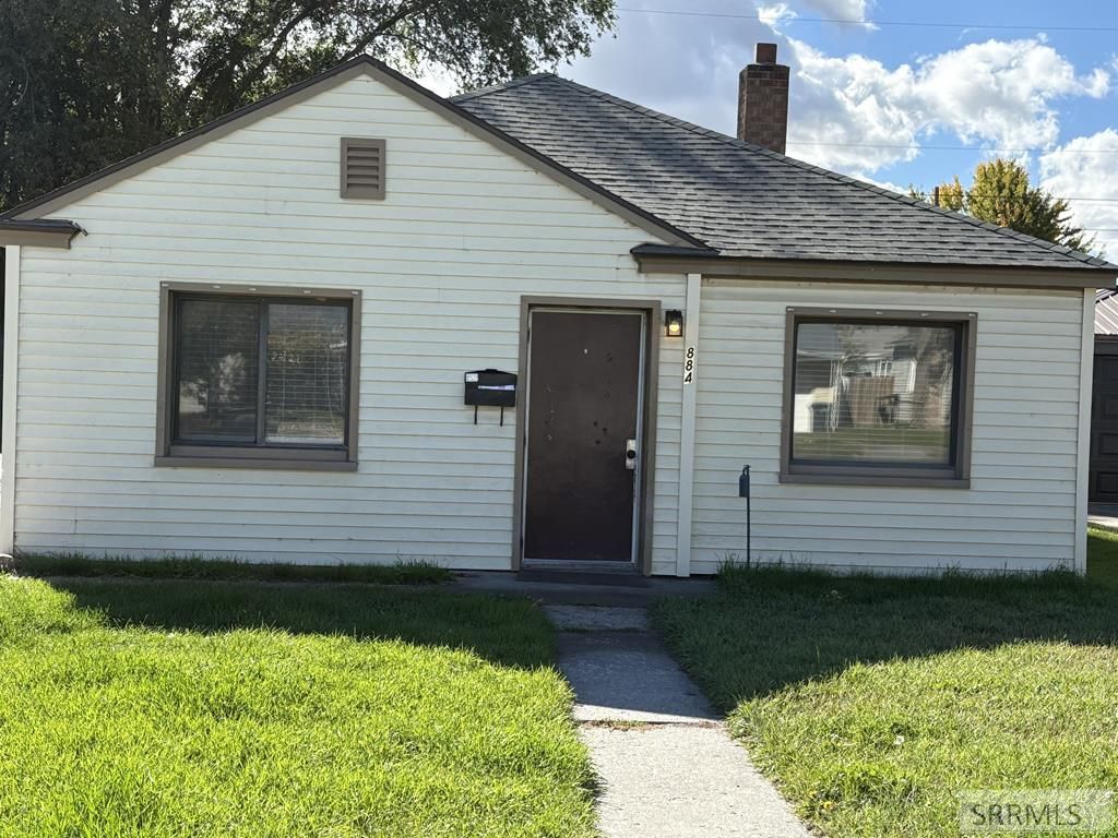884 E 13th Street, Idaho Falls, ID 83404
