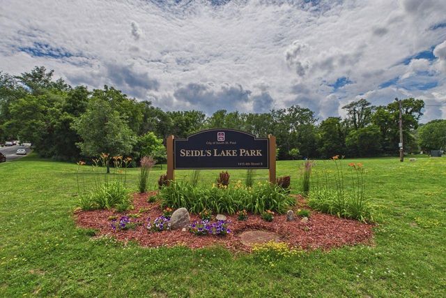 355 14th Avenue S, South Saint Paul, MN 55075