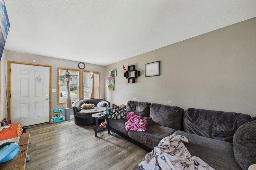 355 14th Avenue S, South Saint Paul, MN 55075 — photo 2