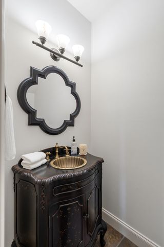 101 Balleroy Dr, Brentwood, TN 37027