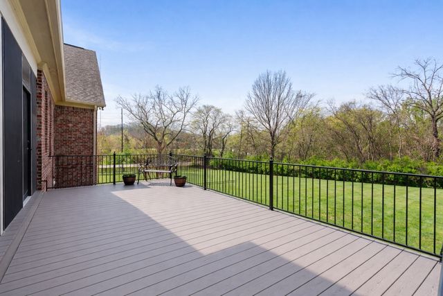 101 Balleroy Dr, Brentwood, TN 37027