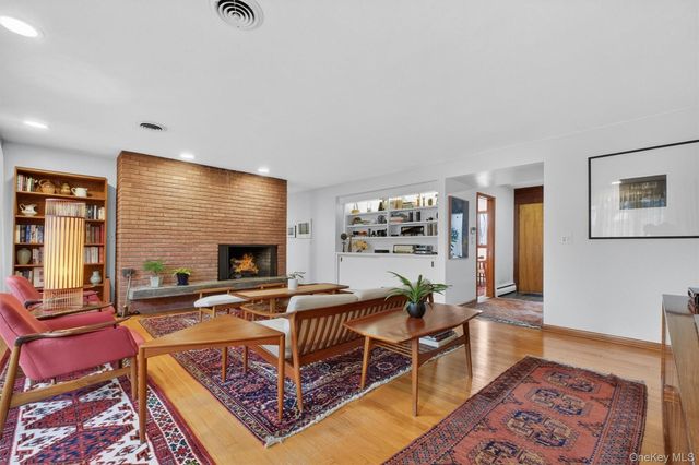 6 Yates Boulevard, Poughkeepsie, NY 12601