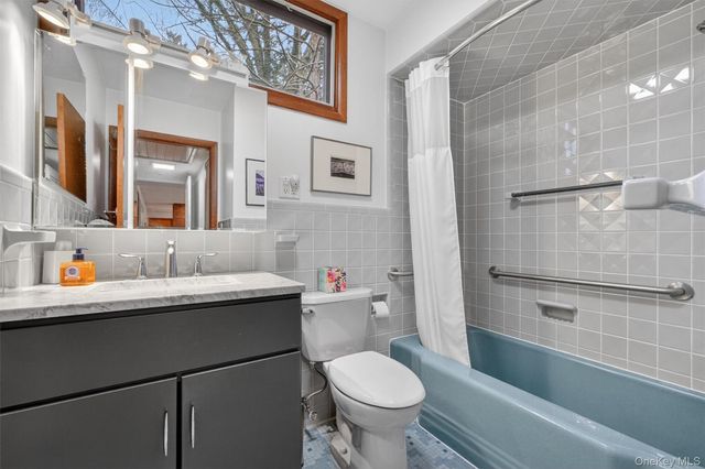 6 Yates Boulevard, Poughkeepsie, NY 12601