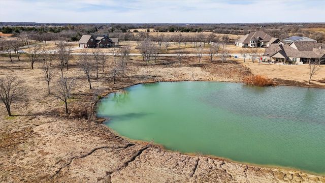 65 Red Bird Lane, Bells, TX 75414