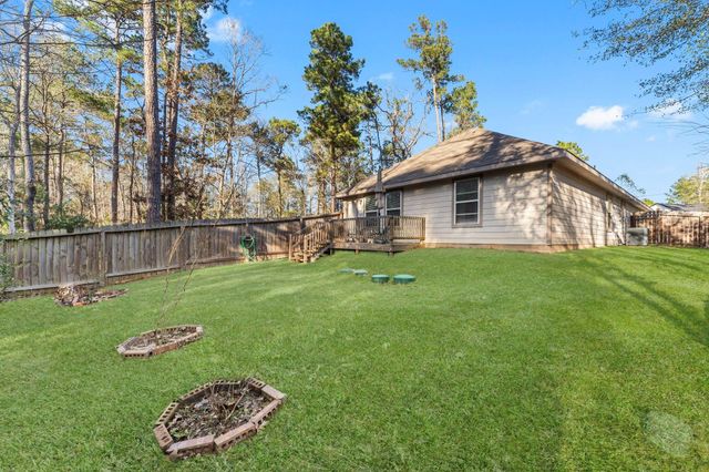15120 Arrowhead Loop E, Willis, TX 77378