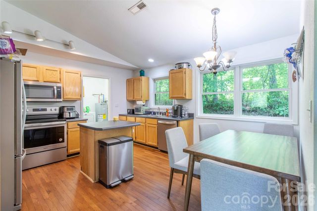 115 Knoll Ridge Lane, Waynesville, NC 28785