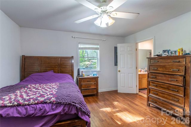 115 Knoll Ridge Lane, Waynesville, NC 28785