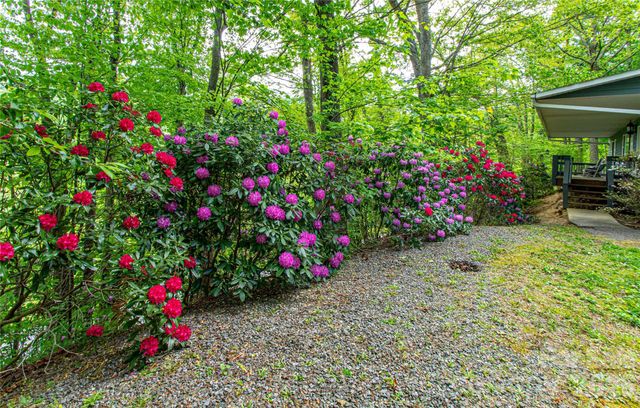 115 Knoll Ridge Lane, Waynesville, NC 28785