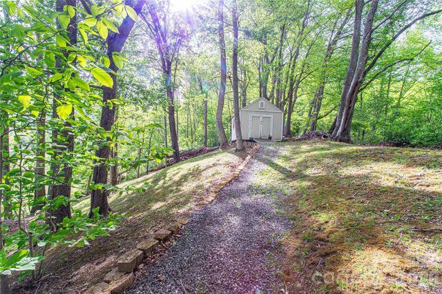 115 Knoll Ridge Lane, Waynesville, NC 28785