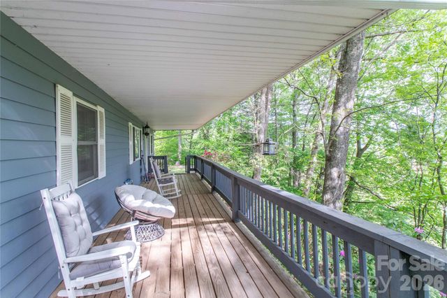 115 Knoll Ridge Lane, Waynesville, NC 28785
