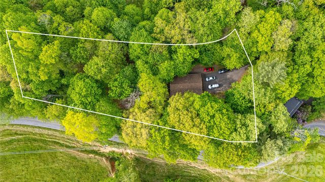 115 Knoll Ridge Lane, Waynesville, NC 28785