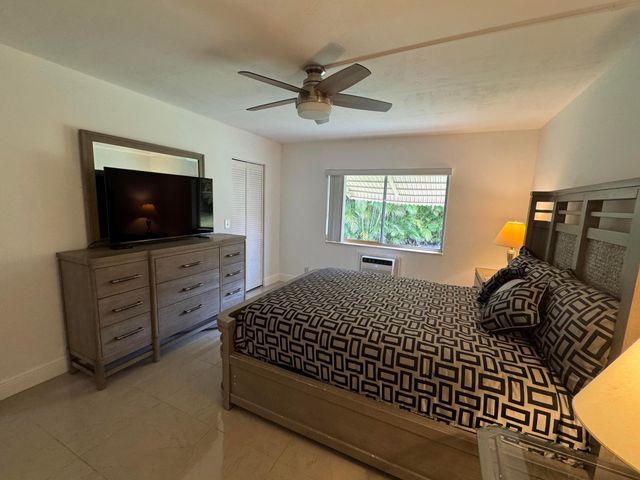 5817 La Pinata Boulevard C-1, Greenacres, FL 33463