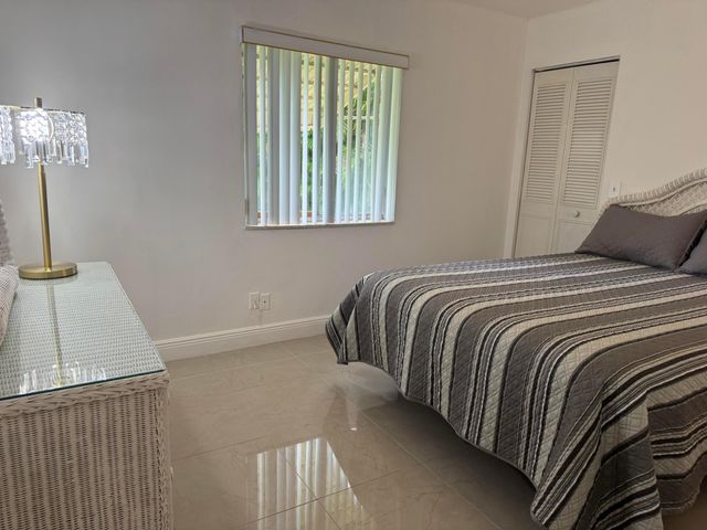 5817 La Pinata Boulevard C-1, Greenacres, FL 33463