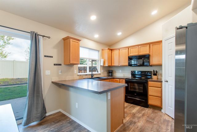 5759 S Moon Land Ave, Boise, ID 83709