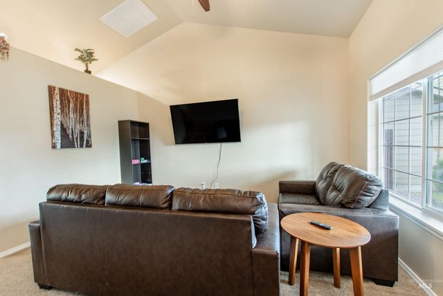 5759 S Moon Land Ave, Boise, ID 83709