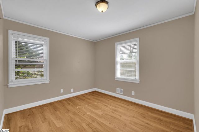 9 Forestdale Drive, Taylors, SC 29687