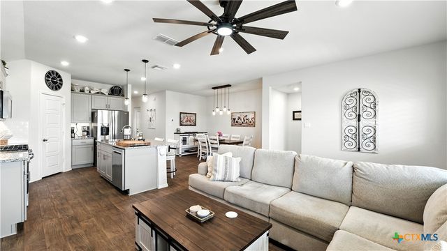 1741 James Street, New Braunfels, TX 78130