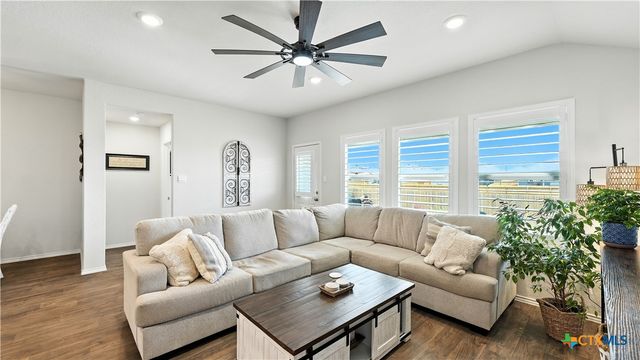 1741 James Street, New Braunfels, TX 78130