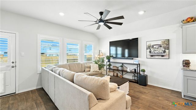 1741 James Street, New Braunfels, TX 78130