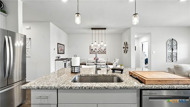 1741 James Street, New Braunfels, TX 78130