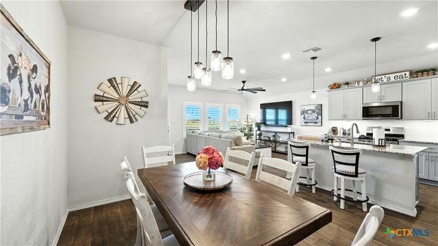 1741 James Street, New Braunfels, TX 78130