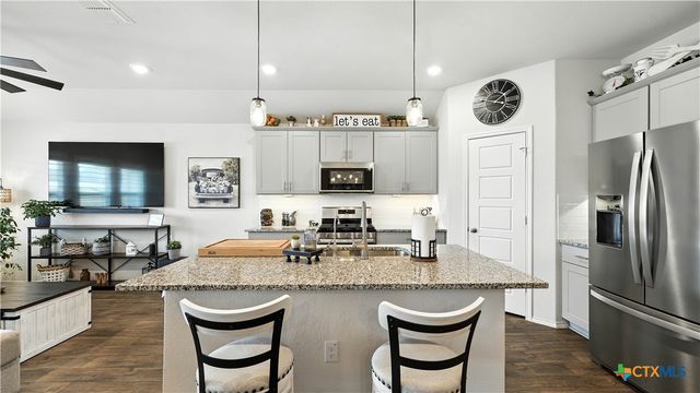 1741 James Street, New Braunfels, TX 78130