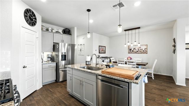 1741 James Street, New Braunfels, TX 78130