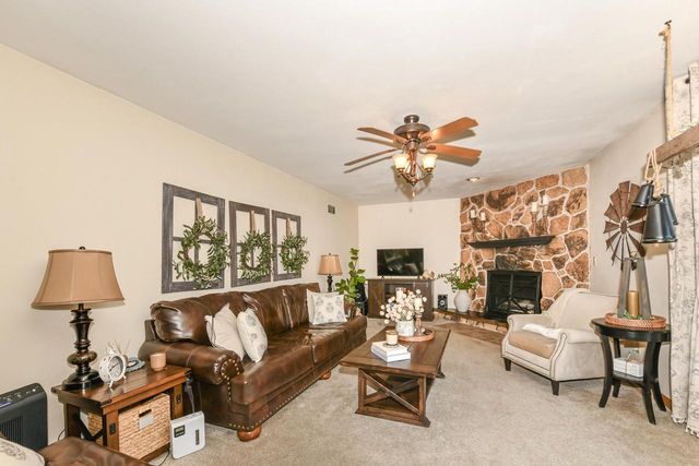 2749 N Butlin Drive, Beloit, WI 53511