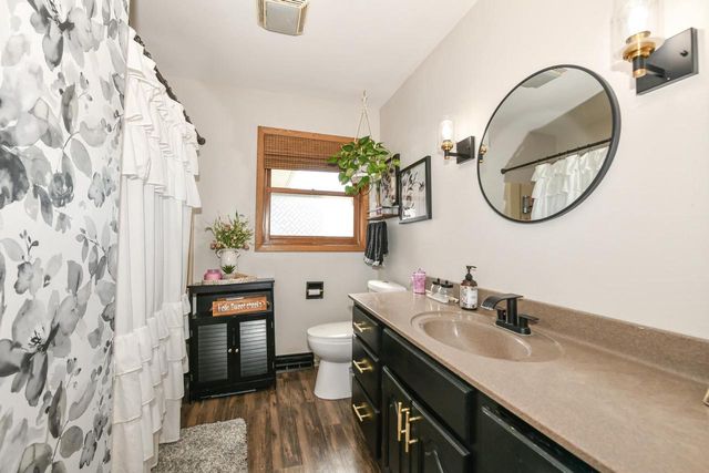 2749 N Butlin Drive, Beloit, WI 53511