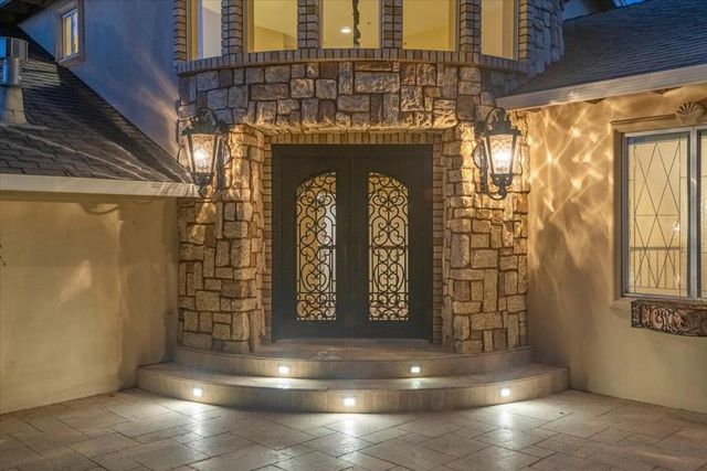 17864 Holiday Drive, Morgan Hill, CA 95037