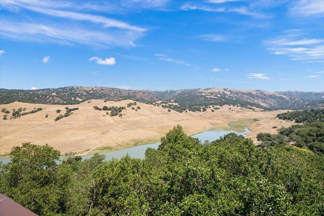 17864 Holiday Drive, Morgan Hill, CA 95037
