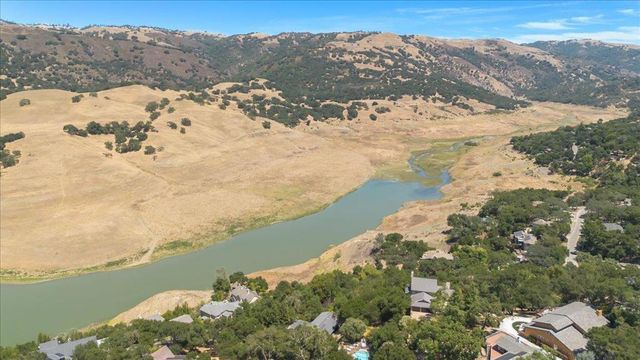 17864 Holiday Drive, Morgan Hill, CA 95037